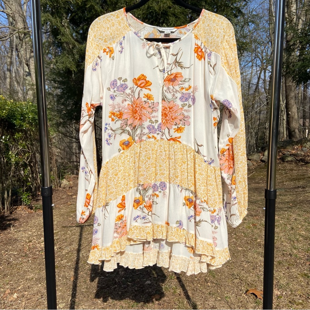 American Eagle floral boho top